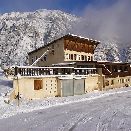 D'étape Le Belvédère De Sainte-anne 3*